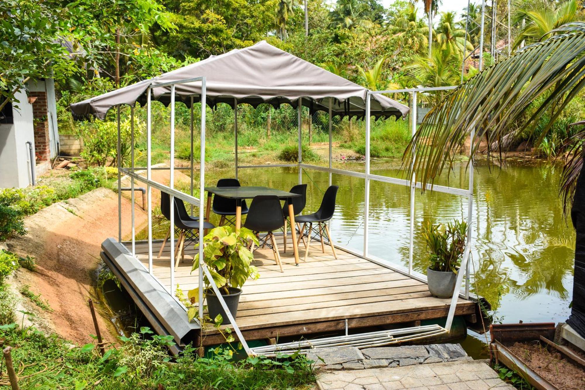 Steps Garden Resort Negombo Exterior photo