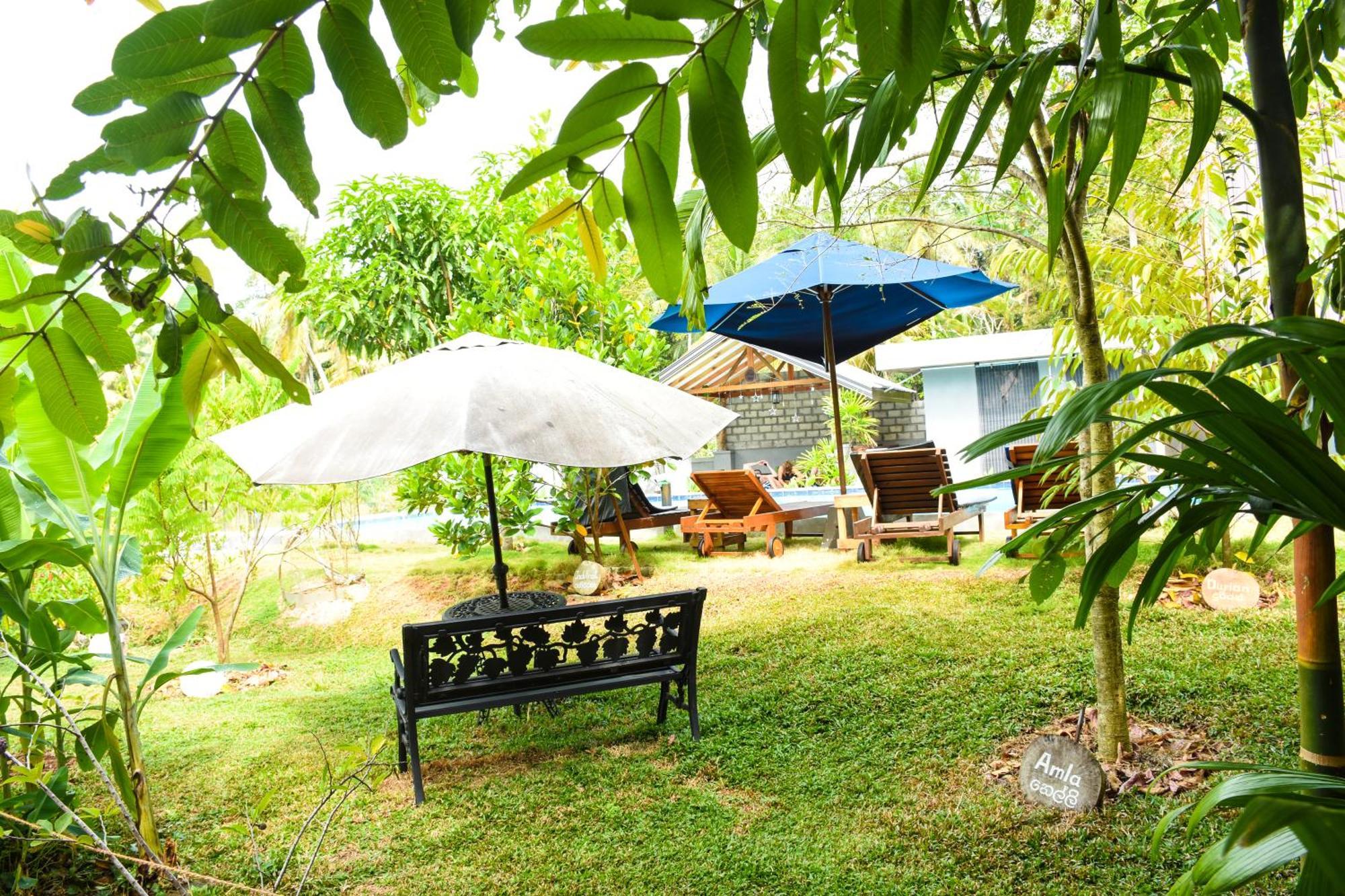 Steps Garden Resort Negombo Exterior photo