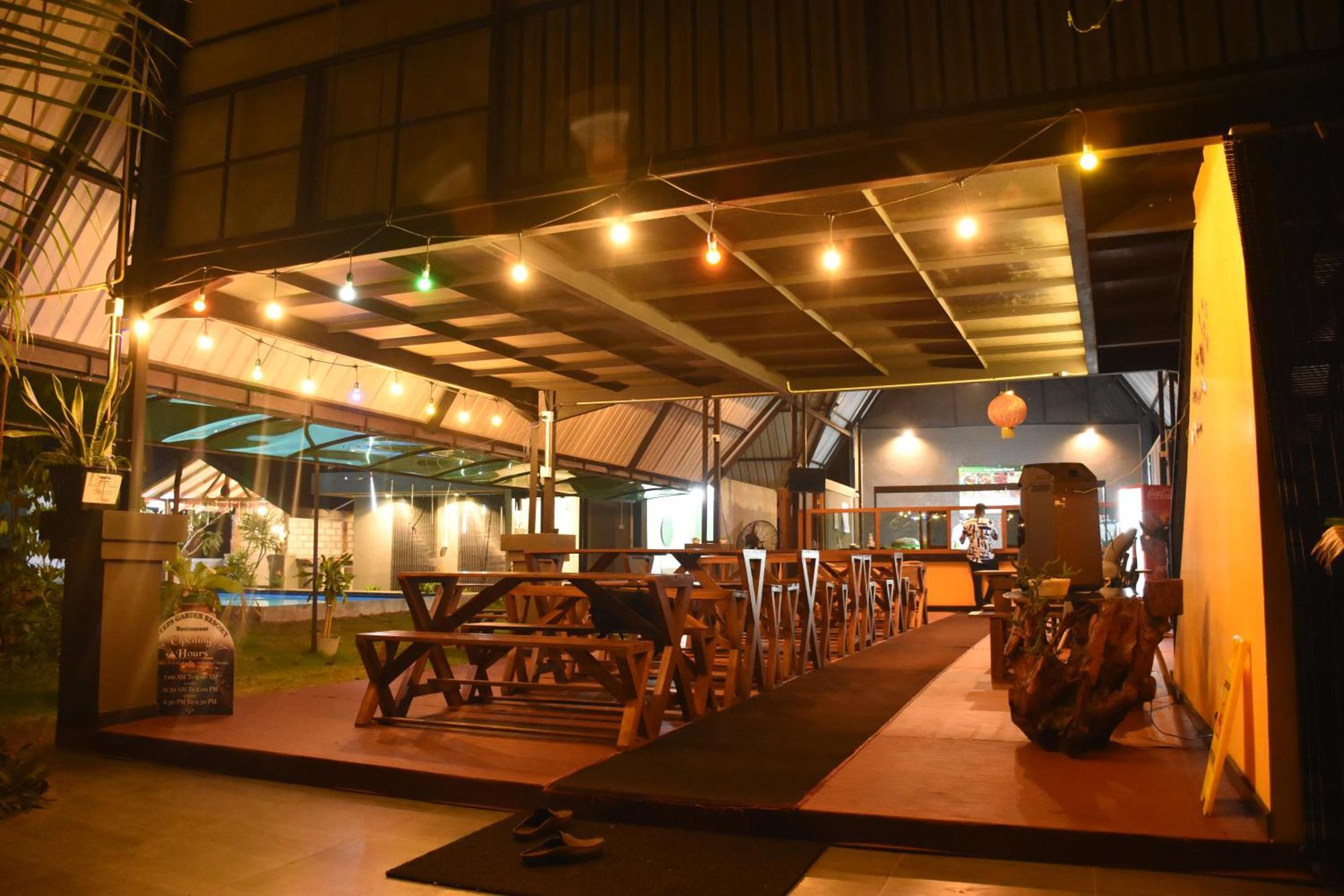 Steps Garden Resort Negombo Exterior photo