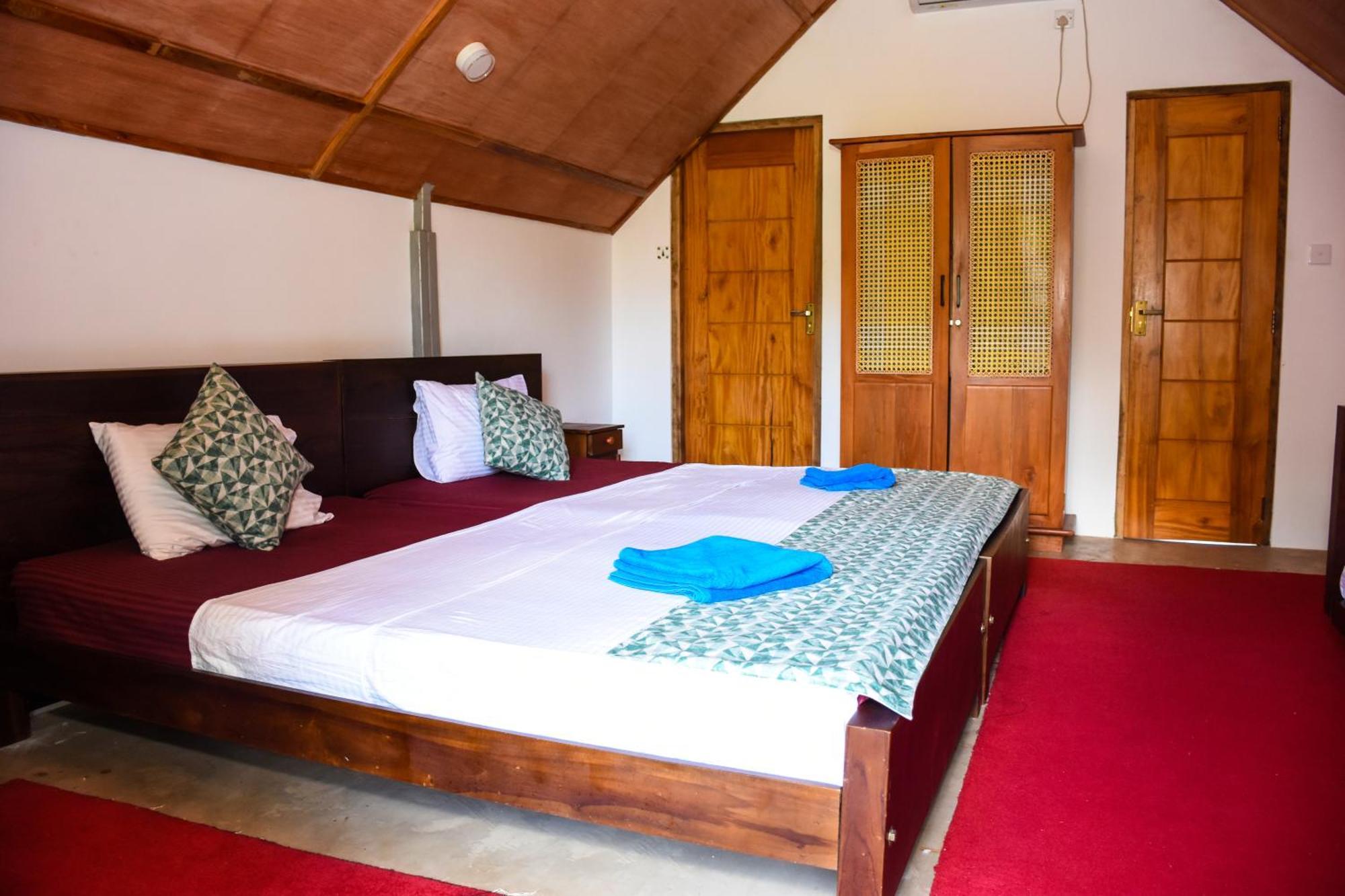 Steps Garden Resort Negombo Exterior photo