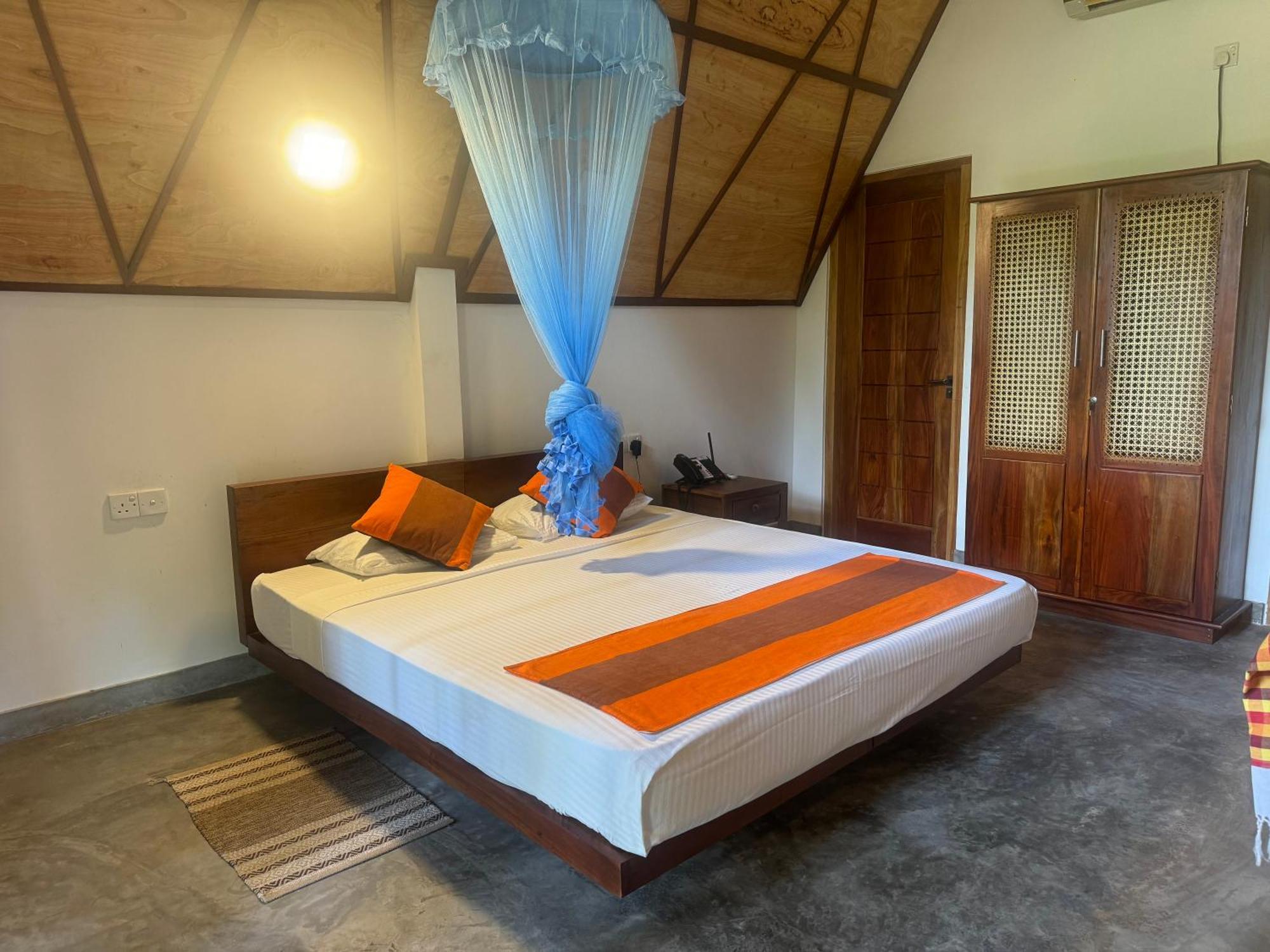 Steps Garden Resort Negombo Exterior photo
