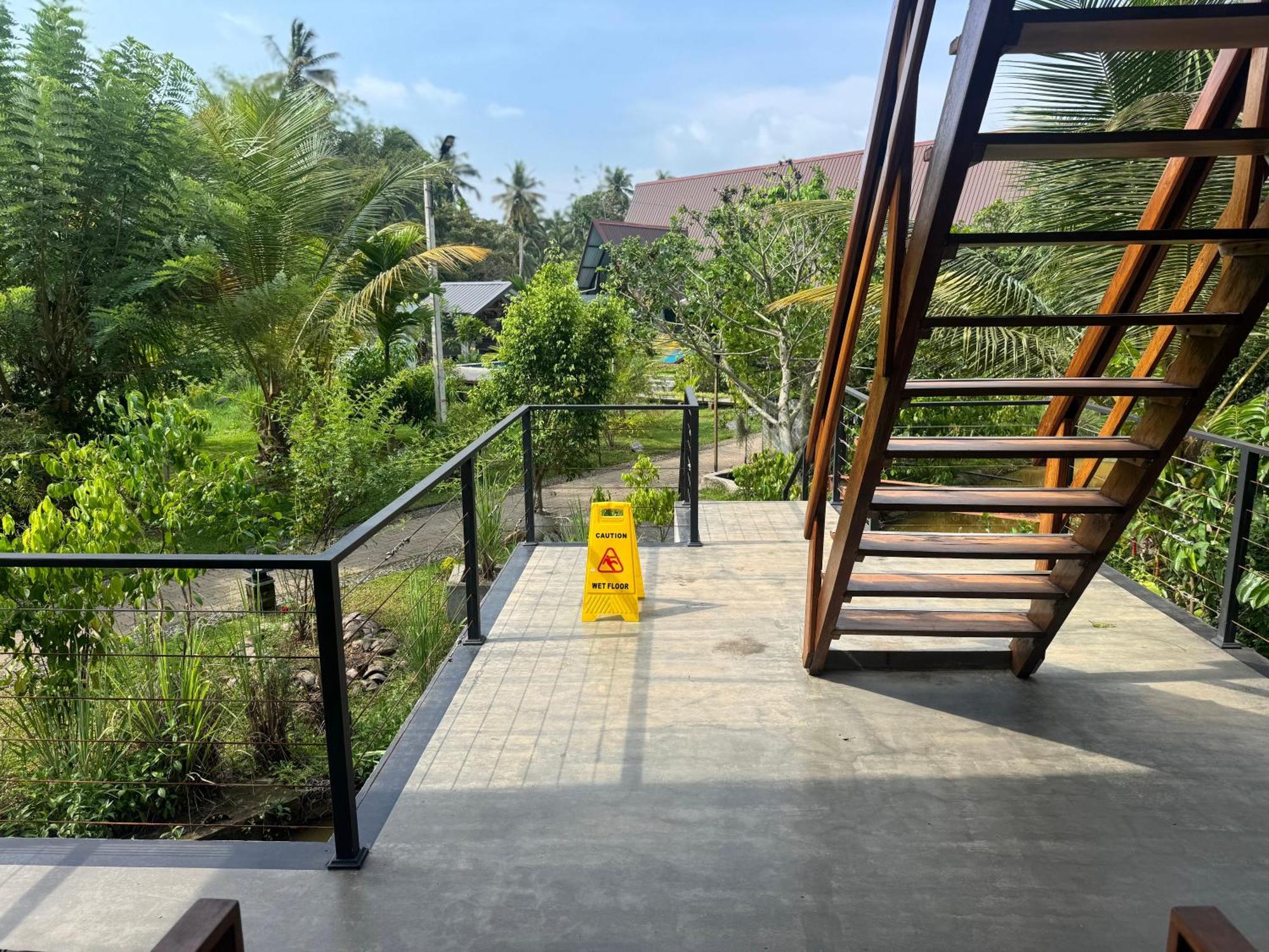 Steps Garden Resort Negombo Exterior photo